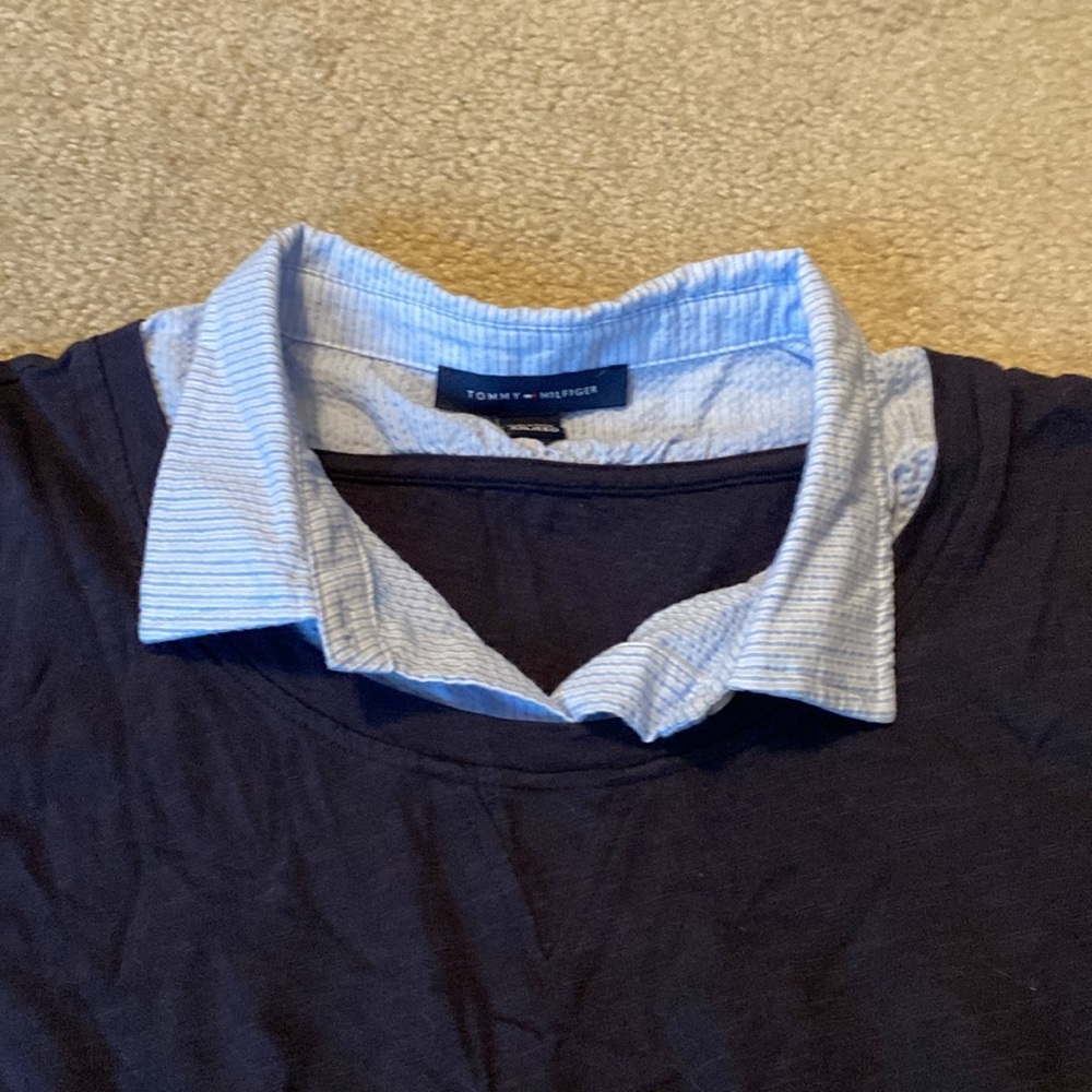 Button-up style shirt with built in sweater. - Picture 2 of 8
